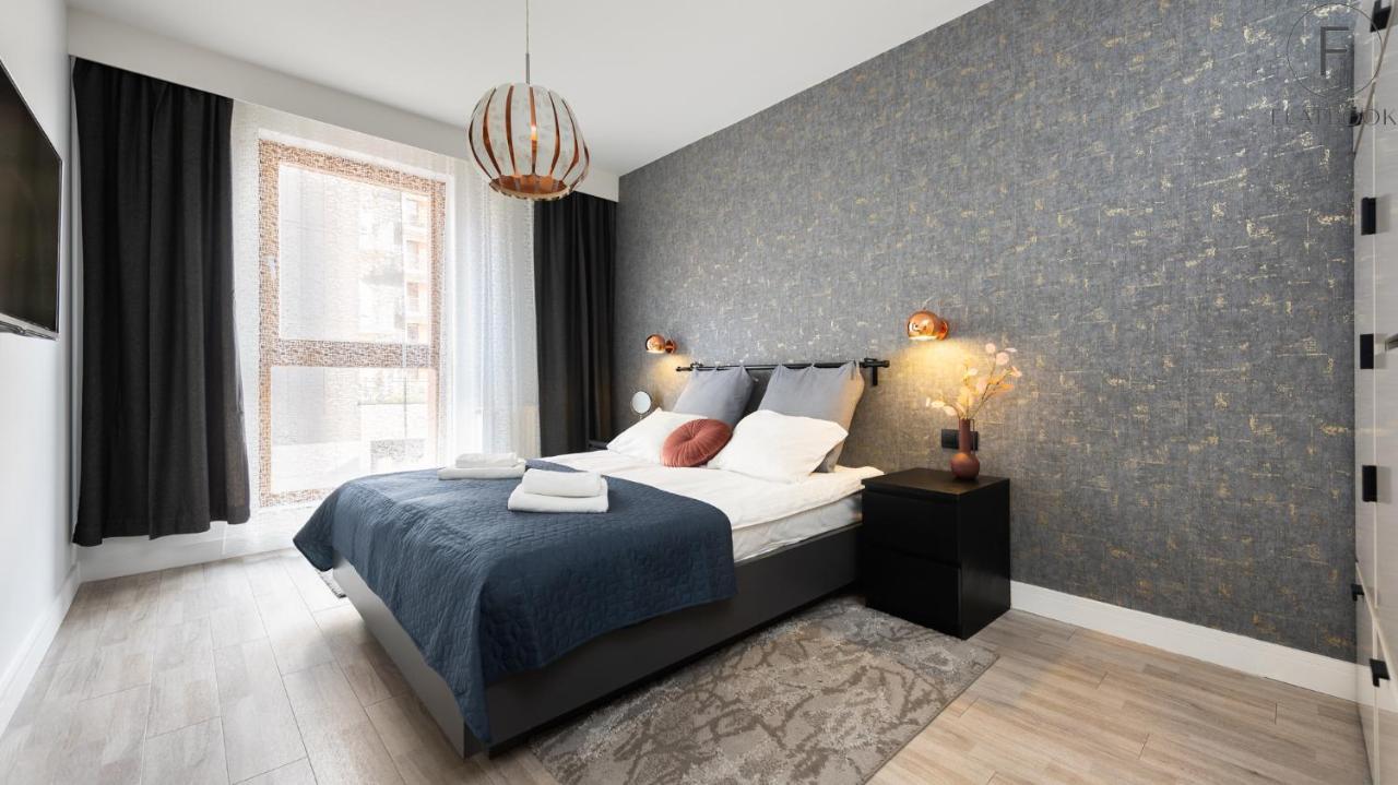 Flatbook - City Center Spa Apartments Motlawa กดัญสก์ ภายนอก รูปภาพ